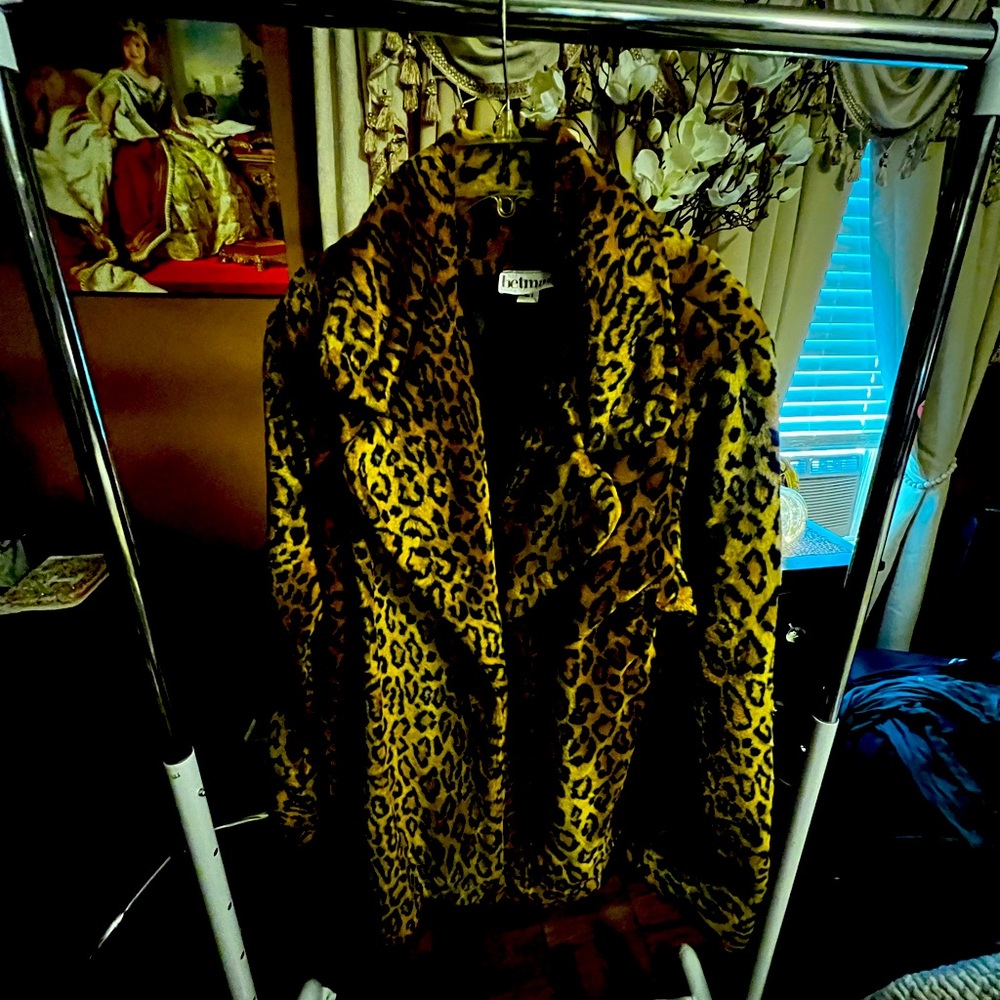 BETNAM FAUX FUR